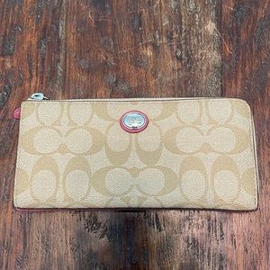Coach wallet